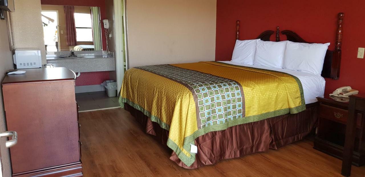 ווסט ממפיס Deluxe Inn מראה חיצוני תמונה